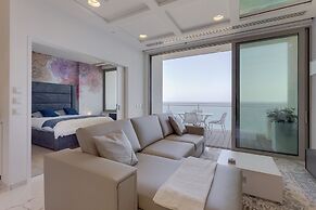 Luxury Apt Ocean Views in Tigne Point, With Pool