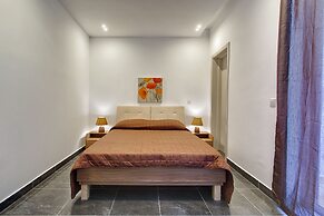 Deluxe Apartment in a Prime Location, Wifi