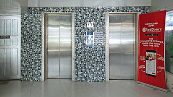 RedDoorz Plus near UV Mandaue Cebu