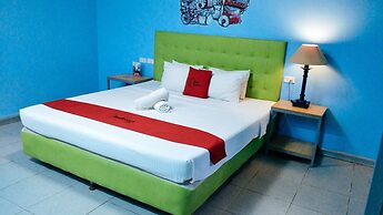 RedDoorz Plus near UV Mandaue Cebu