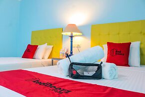 RedDoorz Plus near UV Mandaue Cebu