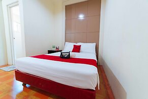 RedDoorz near Walking Street Angeles City