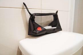 RedDoorz Plus near San Pedro Cathedral