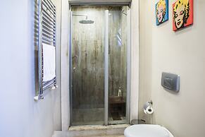 Important Group Villa Dream