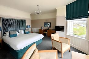 Caerwylan Hotel