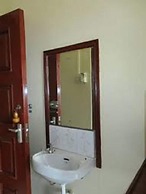 Ganjoni wananchi Hotel