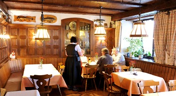 Hotel Restaurant Pension Krone Post