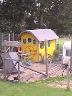 Ferien Bei Freunden Im Holzhaus