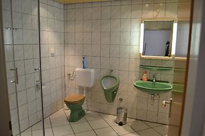 Ferien Bei Freunden Im Holzhaus