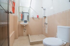 RedDoorz near Jatinangor Town Square