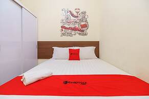 RedDoorz @ Tanjung Duren