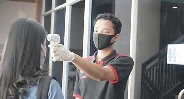 RedDoorz near Terminal Condong Catur