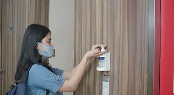 RedDoorz near Terminal Condong Catur