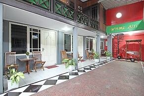 RedDoorz near Terminal Condong Catur