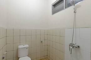 RedDoorz Plus near RS PMI Bogor