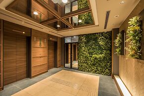 Super Hotel Premier Osaka Honmachi