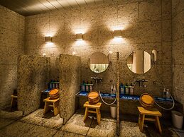 Super Hotel Premier Osaka Honmachi