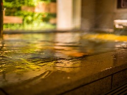 Super Hotel Premier Osaka Honmachi