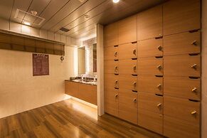 Super Hotel Premier Osaka Honmachi