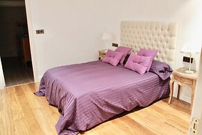 Luxury Apartment Santa Barbara Castle