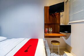 RedDoorz near Kebon Jeruk Jakarta