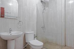 RedDoorz @ Jalan Biak Roxy Jakarta