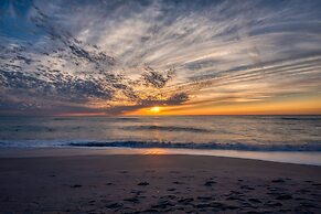 Escape Resort & Marina