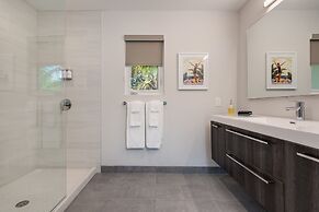 Escape Resort & Marina