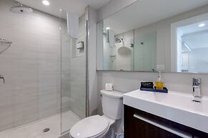 Escape Resort & Marina