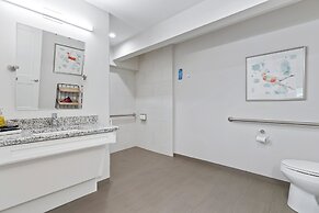 Escape Resort & Marina