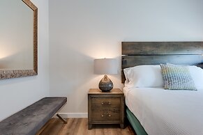 Escape Resort & Marina