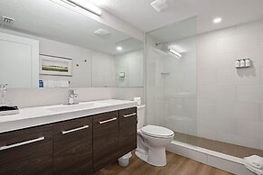 Escape Resort & Marina