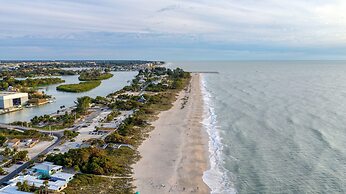 Escape Resort & Marina