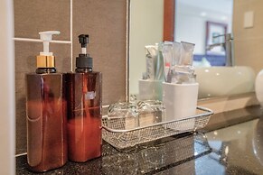 C'Lavie Hotel - Saigon Airport Hotel