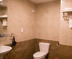 C'Lavie Hotel - Saigon Airport Hotel