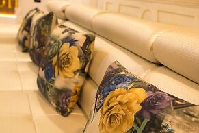 C'Lavie Hotel - Saigon Airport Hotel