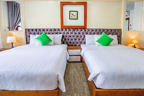 C'Lavie Hotel - Saigon Airport Hotel