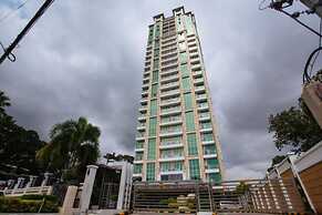 Luxury Condo 904 at The Padgett Place