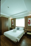 Luxury Condo 904 at The Padgett Place