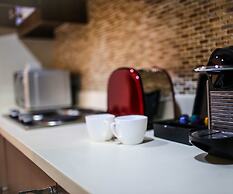 Luxury Condo 904 at The Padgett Place