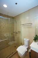 Luxury Condo 904 at The Padgett Place