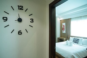 Luxury Condo 904 at The Padgett Place