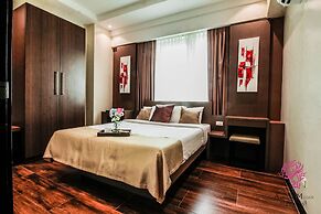 Luxury Condo 904 at The Padgett Place