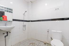 RedDoorz near Taman Samarendah