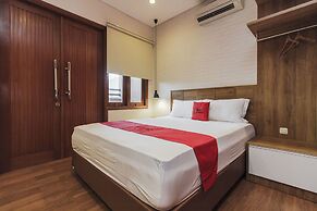 RedDoorz Plus @ CBD Bintaro