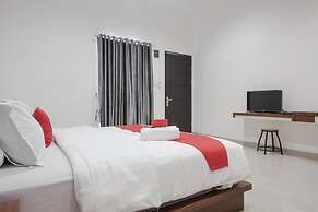 RedDoorz Premium @ Setiabudi Medan