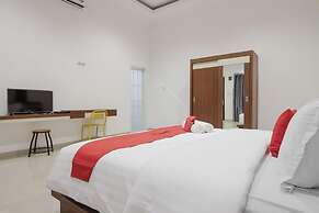 RedDoorz Premium @ Setiabudi Medan