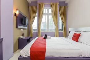 RedDoorz Plus near Stasiun Bekasi