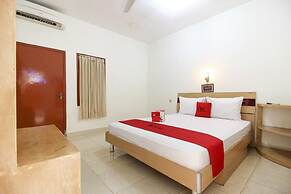 RedDoorz Syariah @ Jalan Menteri Supeno