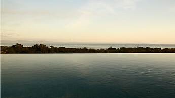 Fiji Luxury Pool Villa